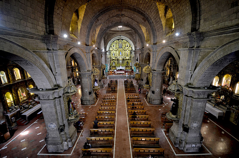 File:Interior de la Iglesia San Francisco.jpg