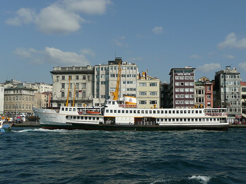 File:Istanbul 1470651 Nevit.jpg