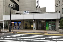板橋区役所前駅
