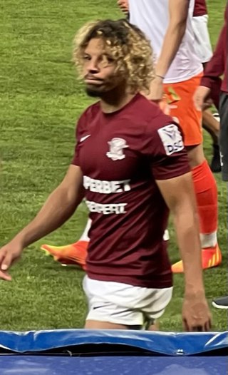 <span class="mw-page-title-main">Jayson Papeau</span> French footballer