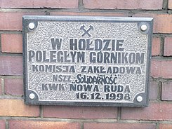 Katowice pomnik górników kopalni Wujek 18.jpg