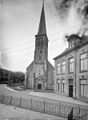 De kerk van Zandvoort in het oude centrum van het dorp; mei 1928.