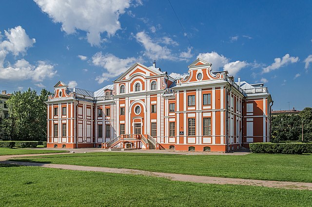 Кикины палаты — одно из старейших зданий Санкт-Петербурга