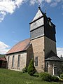 Kirche mit Ausstattung, Kirchhof und Einfriedung