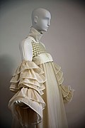 Reconstrução de um vestido do ateliê Schwestern Flöge (c. 1909)