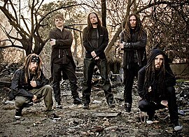 Korn in 2013: Reginald Arvizu, Ray Luzier, Jonathan Davis, James Shaffer and Brian Welch (from left to right)