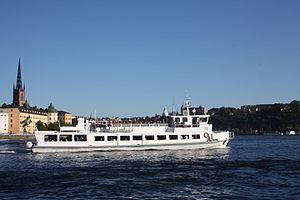 Passagerarfartyget M/S Kungshatt lämnar Klara Mälarstrand, Stockholm augusti 2016