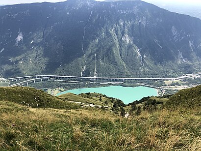 Come arrivare a Lago Morto con i mezzi pubblici - Informazioni sul luogo