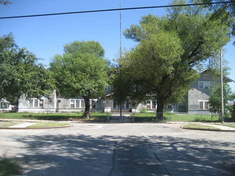 File:Lakeview School 2009 1.jpg