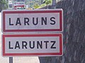 Panèus d'entrada de Laruntz