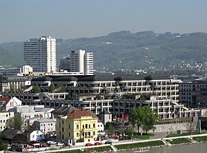 Linz: Geografie, Geschichte, Bevölkerung