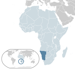 Namibian sijainti Afrikassa (merkitty vaaleansinisellä ja tummanharmaalla) ja Afrikan unionissa (merkitty vaaleansinisellä).