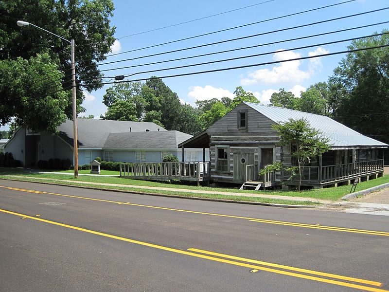 File:Log House Hernando MS 04.jpg