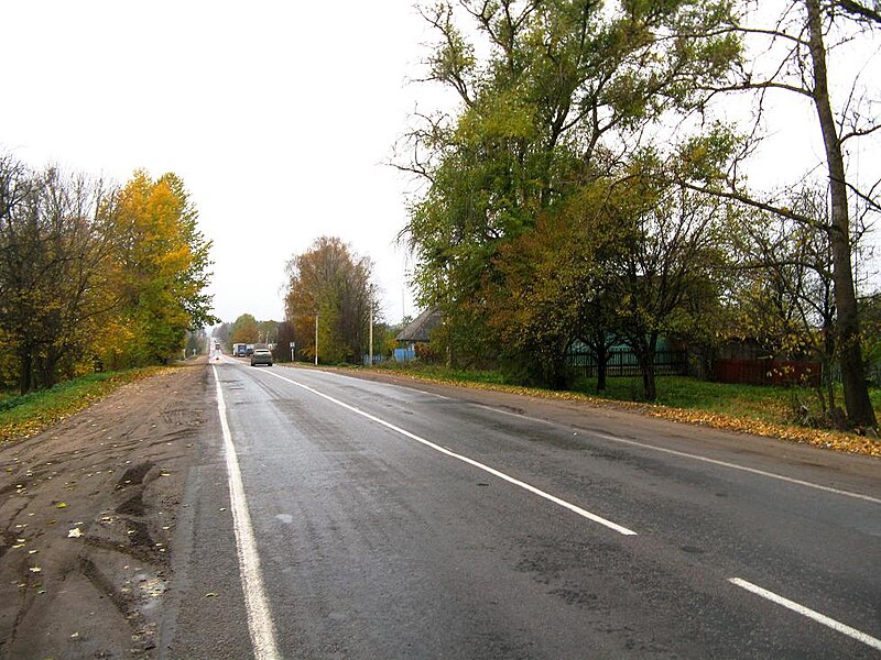 File:M-20 in Ludoni.jpg