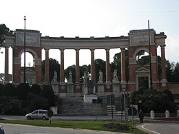 Macerata Monumento ai Caduti 1932.JPG