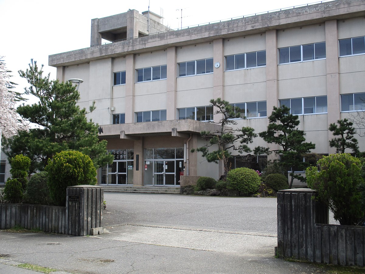 新潟市立笹山小学校 - Wikipedia