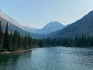 Mokowanis Lake with Pyramid Falls in the distance