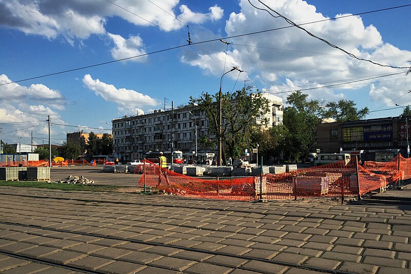 File:Moscow, Bulvar Rokossovskogo tram loop (31421573492).jpg