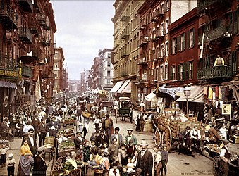 Mulberry Street (Nòva York) en 1900. (definicion vertadièra 2 800 × 2 067 *)