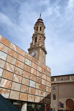 Museo Foro Caesaragusta - Torre de La Seo.JPG