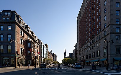 How to get to Newbury Street with public transit - About the place