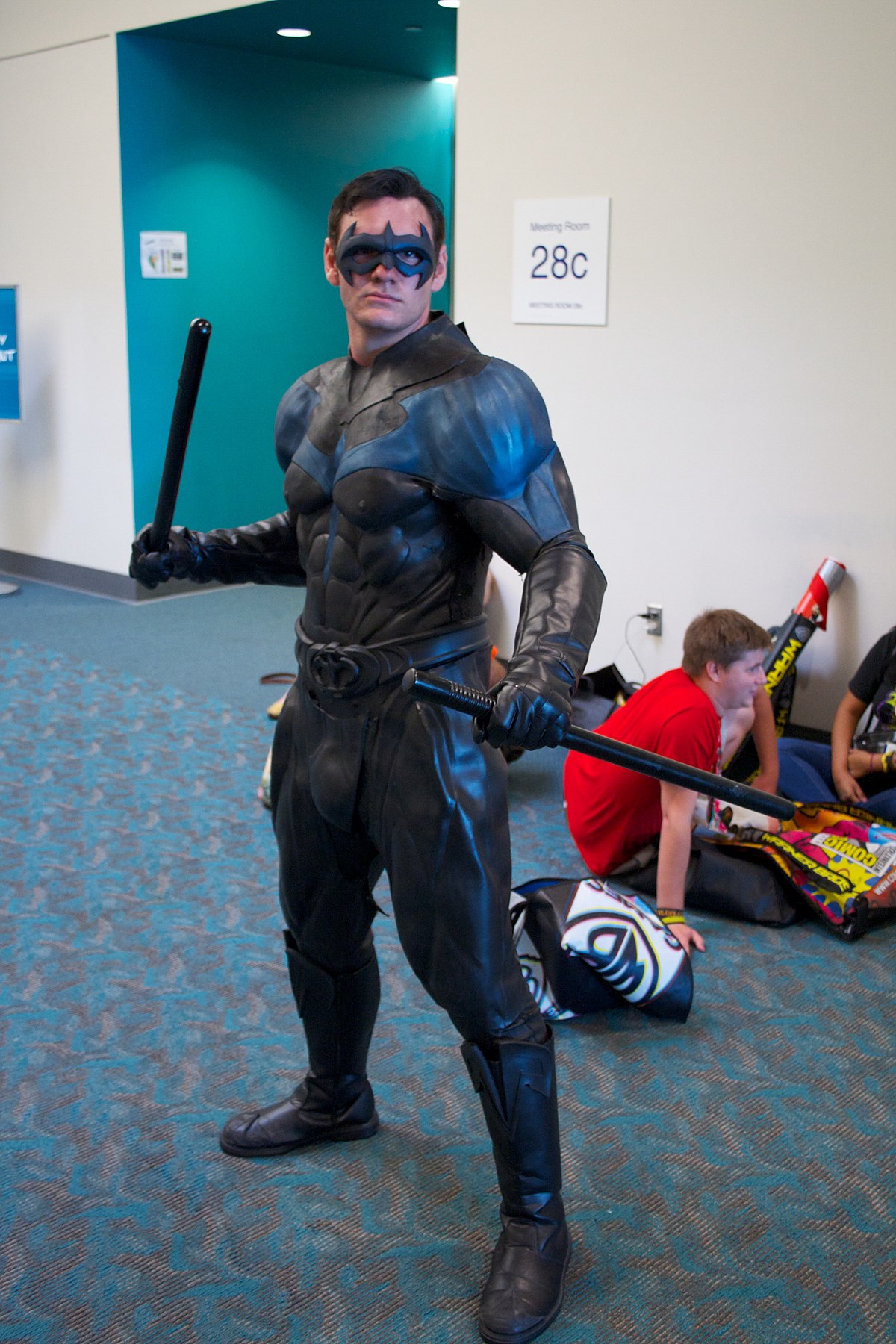 File:Nightwing cosplay.jpg - Simple English Wikipedia, the free encyclopedia