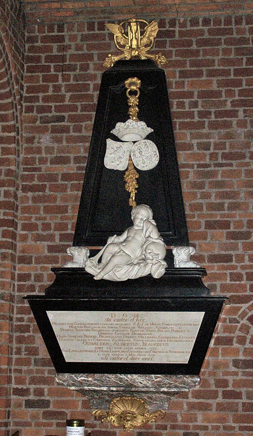 Het grafmonument van Graaf Oswald III van den Bergh en zijn gemalin in de Basiliek te Boxmeer.