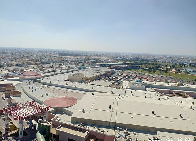Image: Overhead view of Villaggio Mall in Baaya