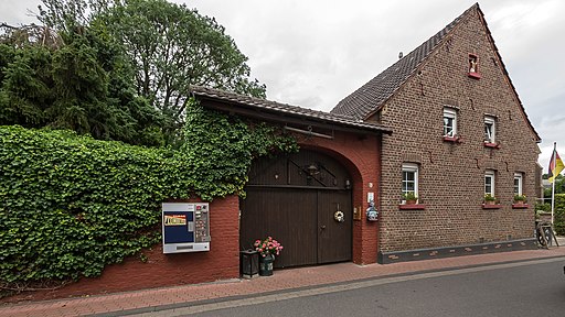 Pütz Nepomukstraße 2 Wohnhaus I