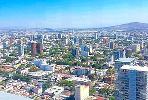 Panorámica Guadalajara desde edificio Bansi hacia sureste.jpg