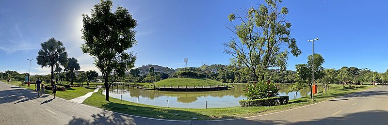 File:Panorâmica do Parque Ipanema, Ipatinga MG2.JPG