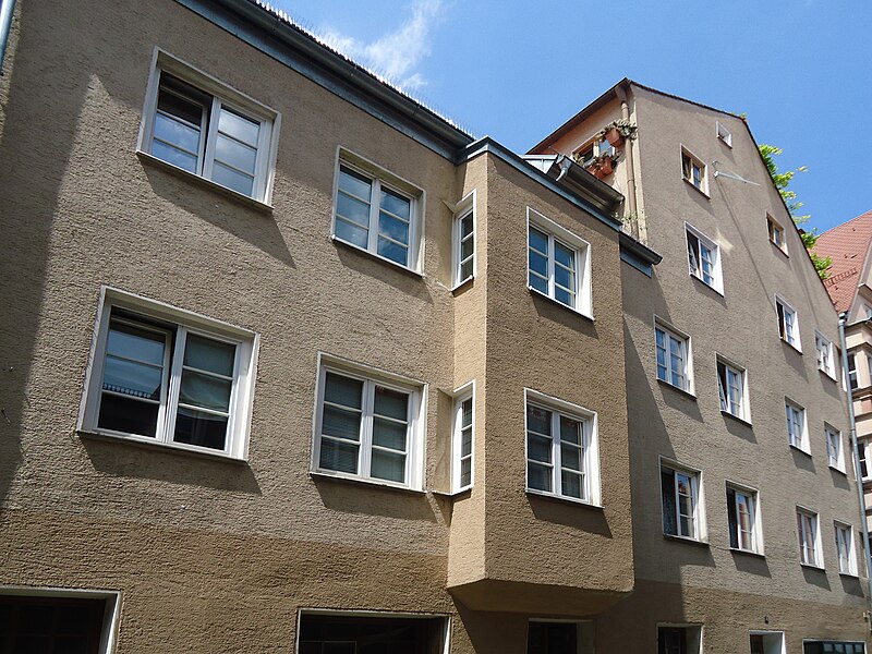 File:Pfladergasse 6 Augsburg.JPG