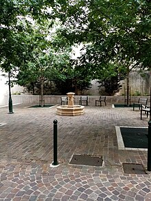 Fontaine de la place Gustave Flaubert