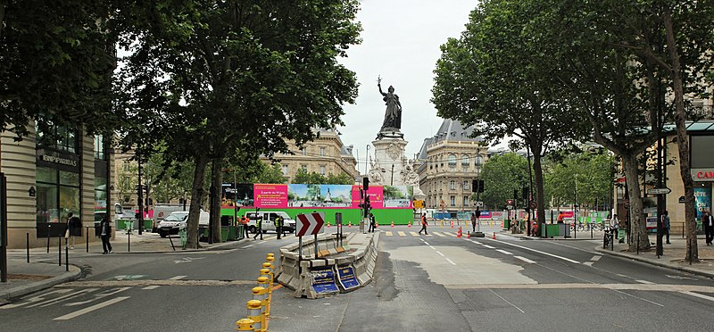 File:Place de la République (Paris), réaménagement, 2012-06-19 12.jpg