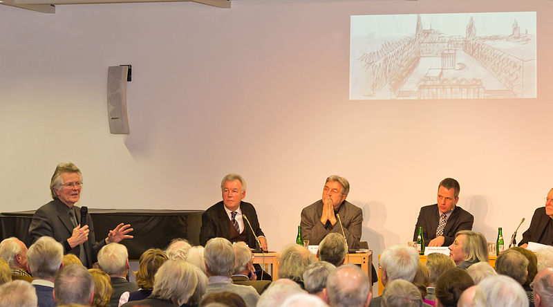 File:Podiumsdiskussion - Archäologische Zone - Jüdisches Museum - Februar 2013-4246.jpg