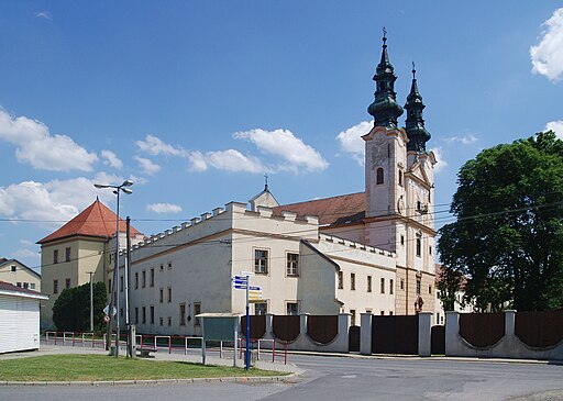 Podolínec, kościół i klasztor pijarów