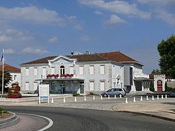 Pontonx-sur-l'Adour - Mairie.jpg