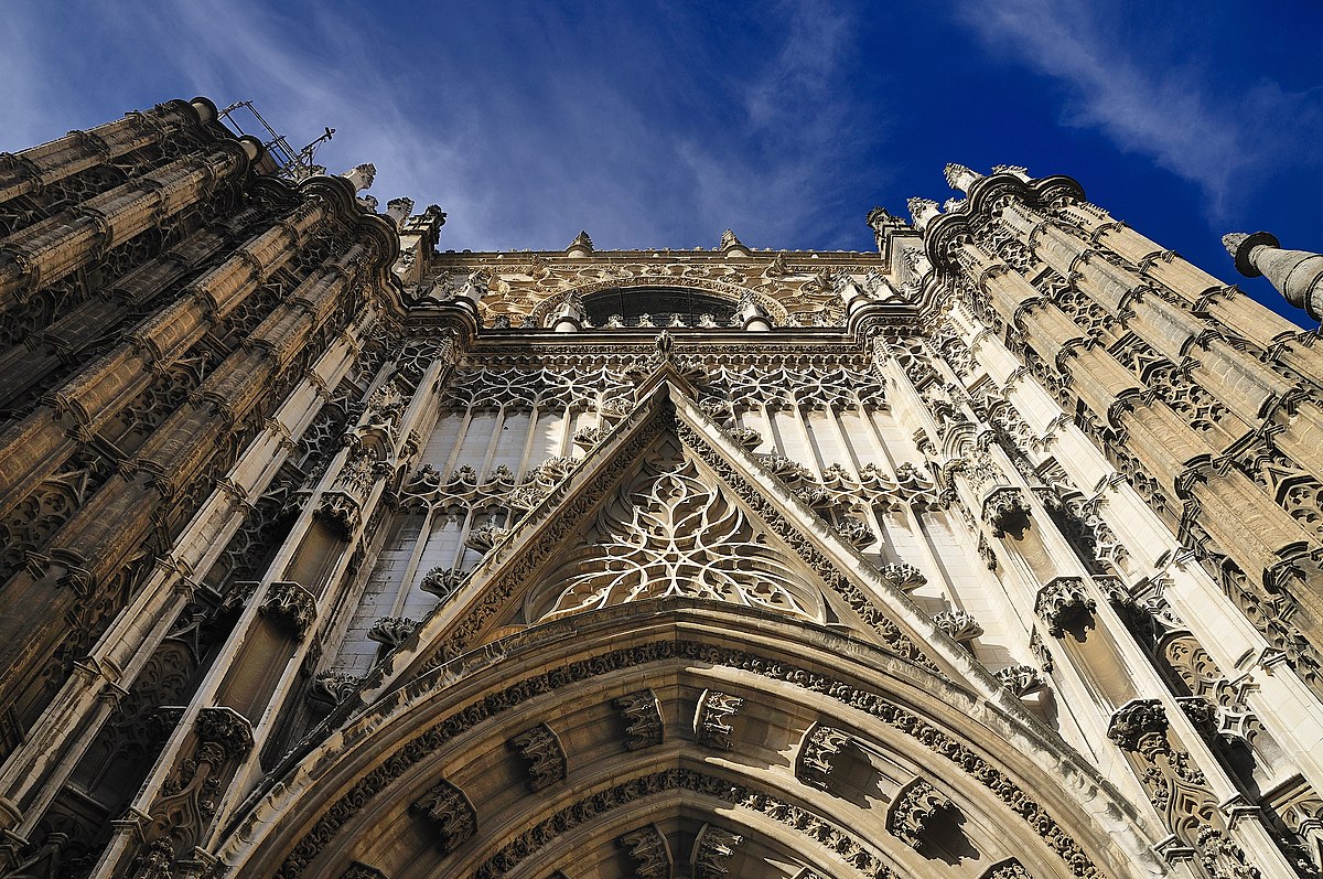 10. Gate of the Prince (or also St. Christopher's Gate) of the cathedral of Seville. Photograph: Paquitoalfaro73 Licensing: CC-BY-SA-3.0-es