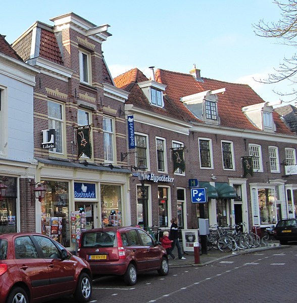 File:RM38579 Weesp - Nieuwstad 26.jpg