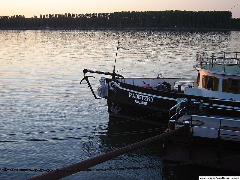 ファイル:Radetzky steamship.JPG