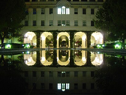 How to get to Beckman Institute at Caltech with public transit - About the place