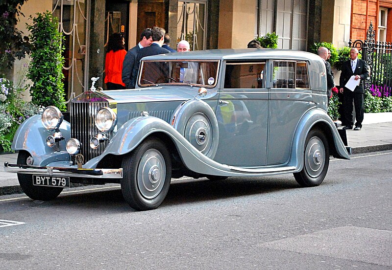 File:Rolls-Royce 20-25 Gurney Nutting Saloon.jpg