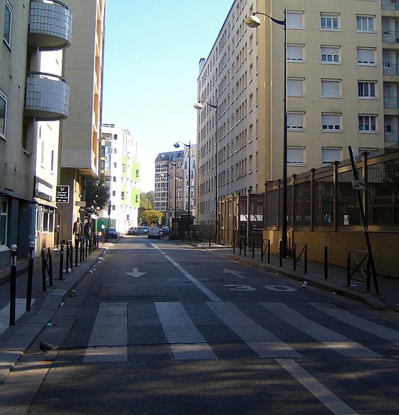 File:Rue Raymond-Queneau 1.jpg