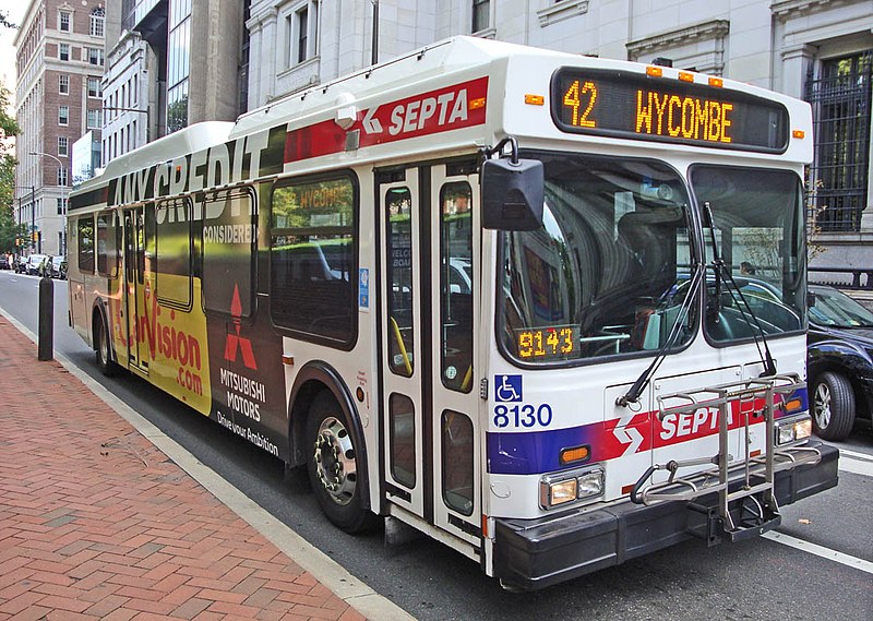 File:SEPTA 8130 800px.jpg