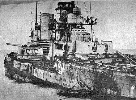 SMS Seydlitz was heavily damaged in the battle, hit by twenty-one main calibre shells, several secondary calibre and one torpedo. 98 men were killed and 55 injured.