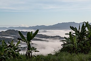 Sabah CrockerMountainRange-02.jpg