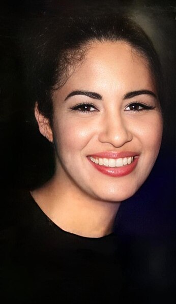File:Selena in 1995.jpg