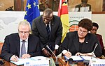 Thumbnail for File:Signing ceremony of the National Indicative Programme for Mozambique (P029697000301-193075).jpg