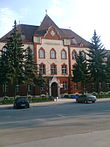 Slovakia gymnasium on srobarova street.jpg