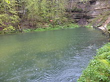 Source de l’Ain (bei erhöhtem Wasserstand)